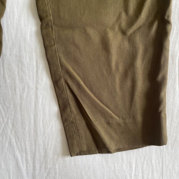 Banana Republic Olive Tapered Pants (sz M) - Picture 2 of 7